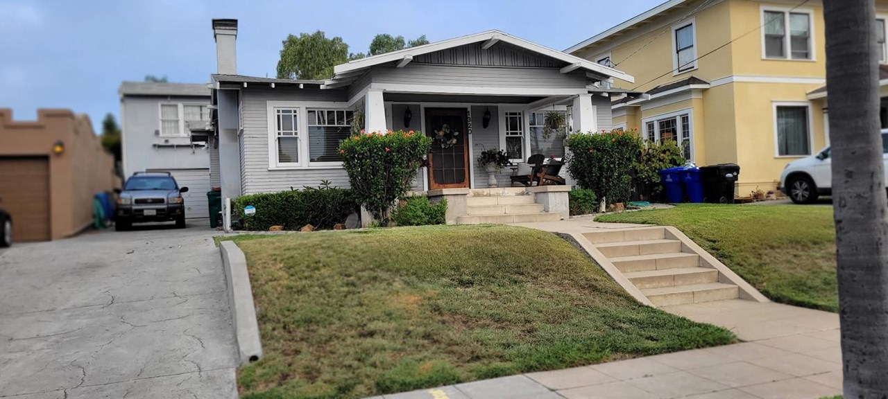1320 GRANADA AVE